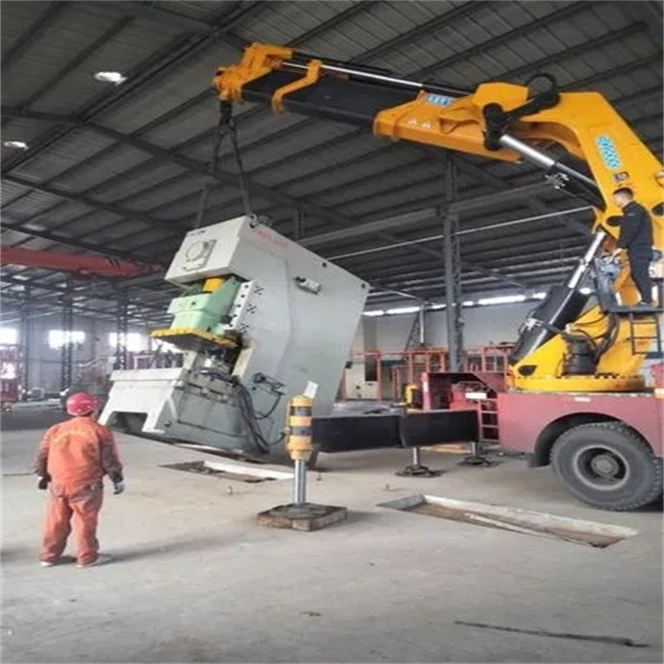 滨州80吨折臂吊车出租附近电话